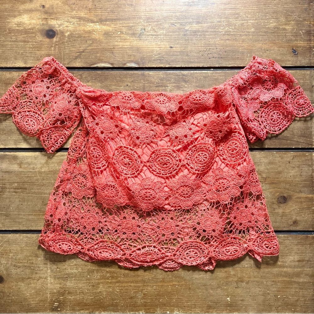 Lord & Taylor Design Lab Lace Coral Off Shoulder Sleeve Small Crop Top